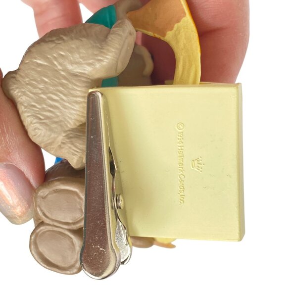 1994 Hallmark Keepsake Friends Stand By You Bears Sharing Pizza Ornament Vintage - Picture 6 of 8